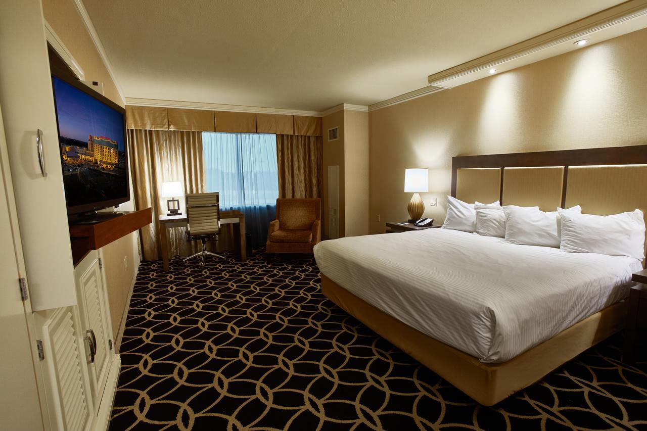 Hollywood Casino St. Louis Hotel Maryland Heights Exterior photo