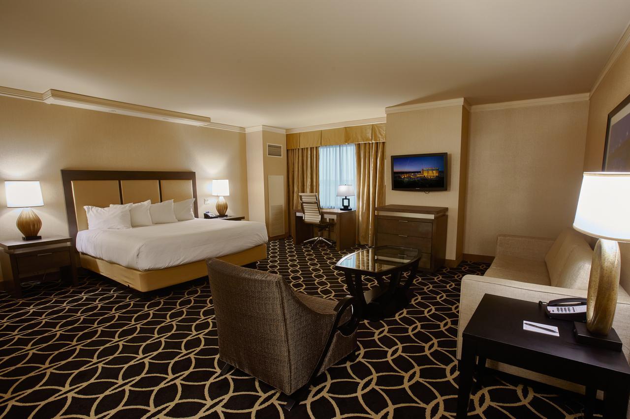 Hollywood Casino St. Louis Hotel Maryland Heights Exterior photo